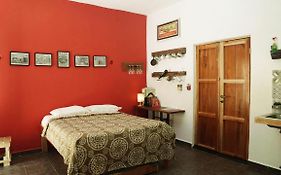Habitacion Roja / Casa Del Cafe